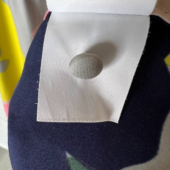 Boden Blouse Womens Size US 2 Colorful Ravello Floral Silk Blend Springtime - Picture 14 of 15